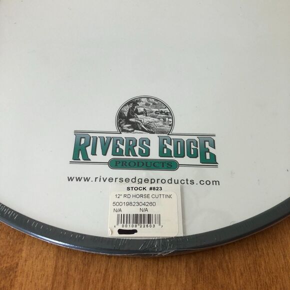 NEW Rivers Edge Antibacterial Plastic Cutting Board Horse Round 14" Hautman Bros - Picture 4 of 4